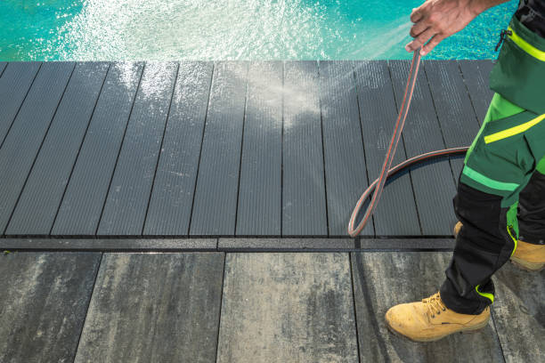 Fence Pressure Washing in Colfax, IL